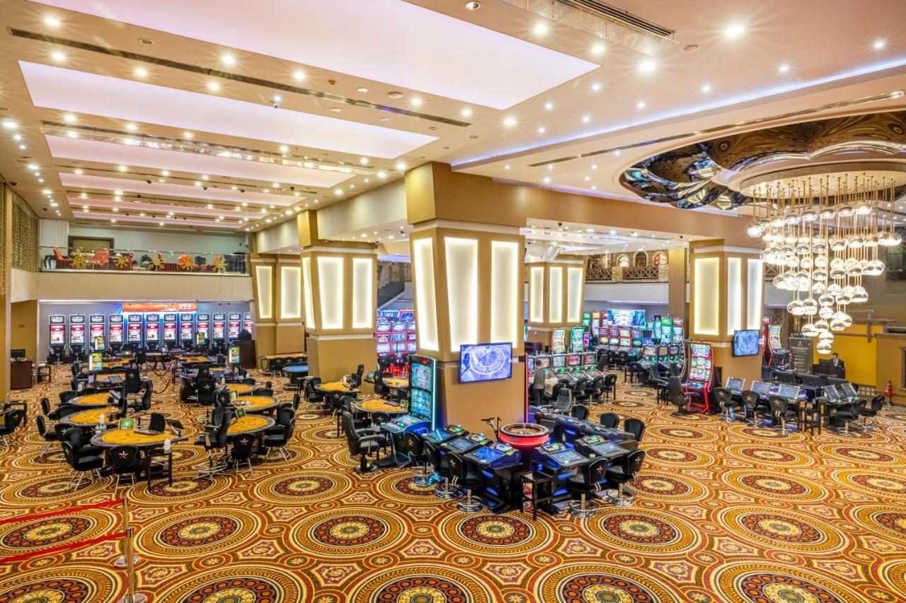 Grand Pasha Lefkosa Hotel & Casino Екстериор снимка